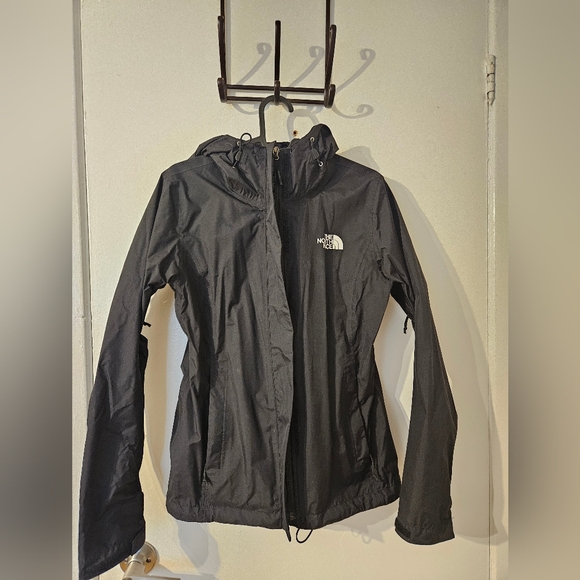 The North FACE rain jacket - Picture 1 of 7
